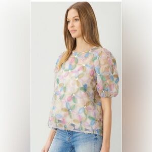 Gorgeous 3D Floral Jacquard Top Size 4 NWT
